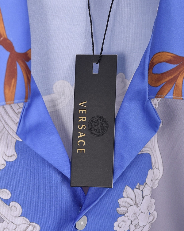 ブランドシャツ角部分ディテール